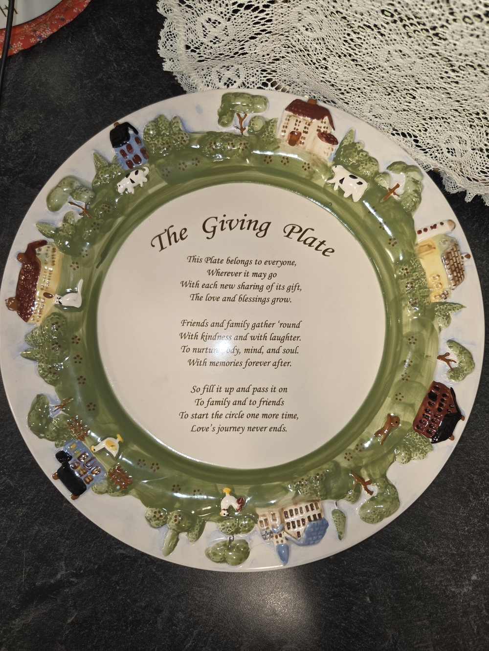 Giving Plate Decorative Serving Plate in Green